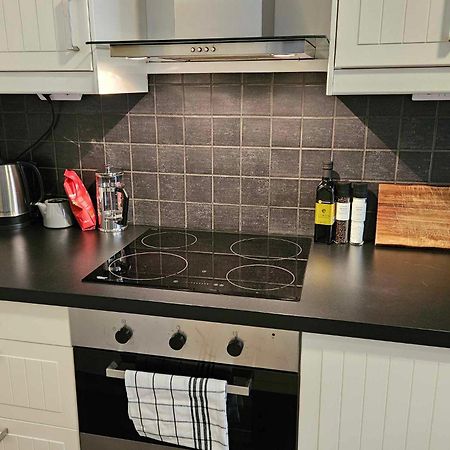 In The Heart Of Brosundet! Fully Equipped 3 Bed Room Ap Олесунн Екстер'єр фото